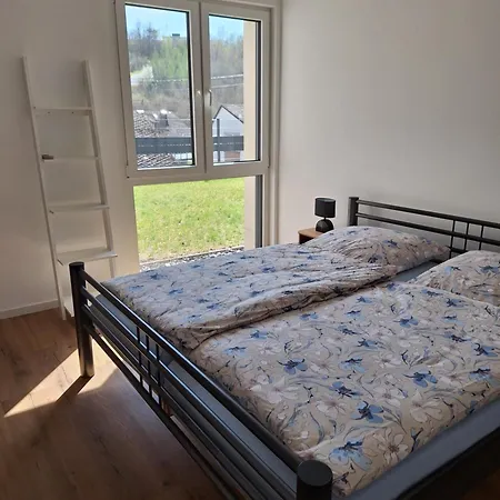 Maison Confortable Mit Sonnenterrasse Und Garten, Internet, Bad Ems, Koblenz, Montabaur, Wandern, Radfahren شقة *