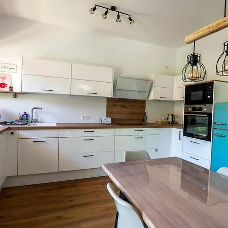 Maison Confortable Mit Sonnenterrasse Und Garten, Bad Ems, Koblenz, Montabaur * Arzbach