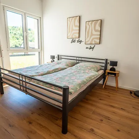 Maison Confortable Mit Sonnenterrasse Und Garten, Bad Ems, Koblenz, Montabaur Apartmán