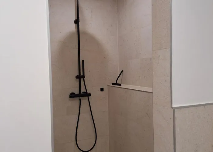 Apartment Maison Confortable Mit Sonnenterrasse Und Garten, Bad Ems, Koblenz, Montabaur, Wandern, Radfahren, Mountanbiketouren *