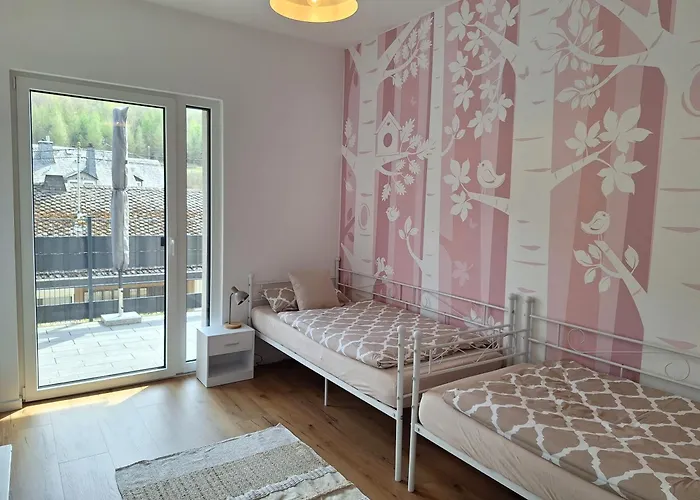 Maison Confortable Mit Sonnenterrasse Und Garten, Bad Ems, Koblenz, Montabaur, Wandern, Radfahren, Mountanbiketouren