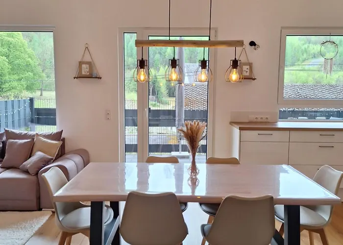 Maison Confortable Mit Sonnenterrasse Und Garten, Bad Ems, Koblenz, Montabaur, Wandern, Radfahren, Mountanbiketouren * Arzbach